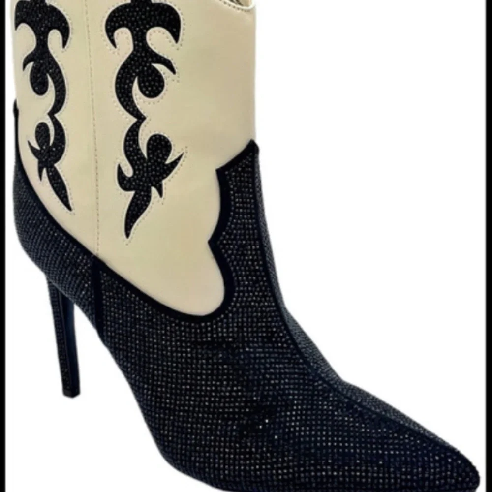 Sexy Cowboy Booties Size 8